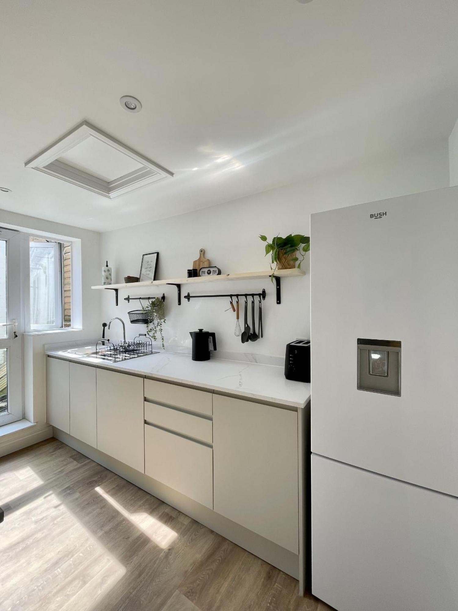 New Apartment In Town Centre Борнмут Екстер'єр фото